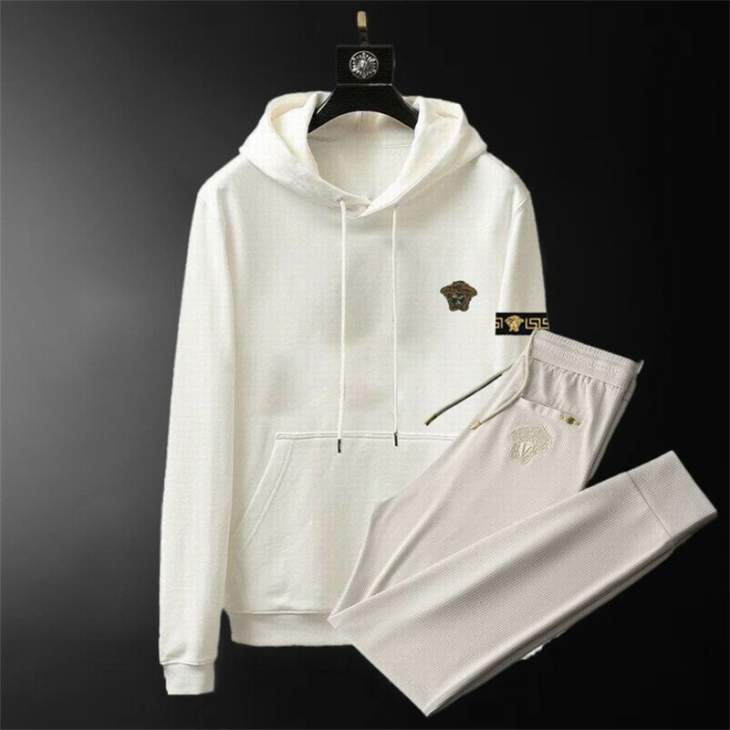 Picture of Versace Sweater Suits _SKUVersaceM-3XL12yr0142747